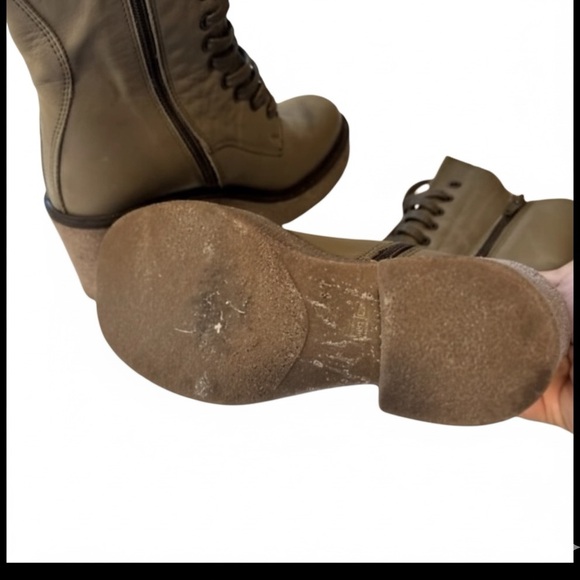 Bueno Sz 7 Combat Bootie Olive Green Zip Side Lace Up Stacked Heel Worn Once - Picture 5 of 5